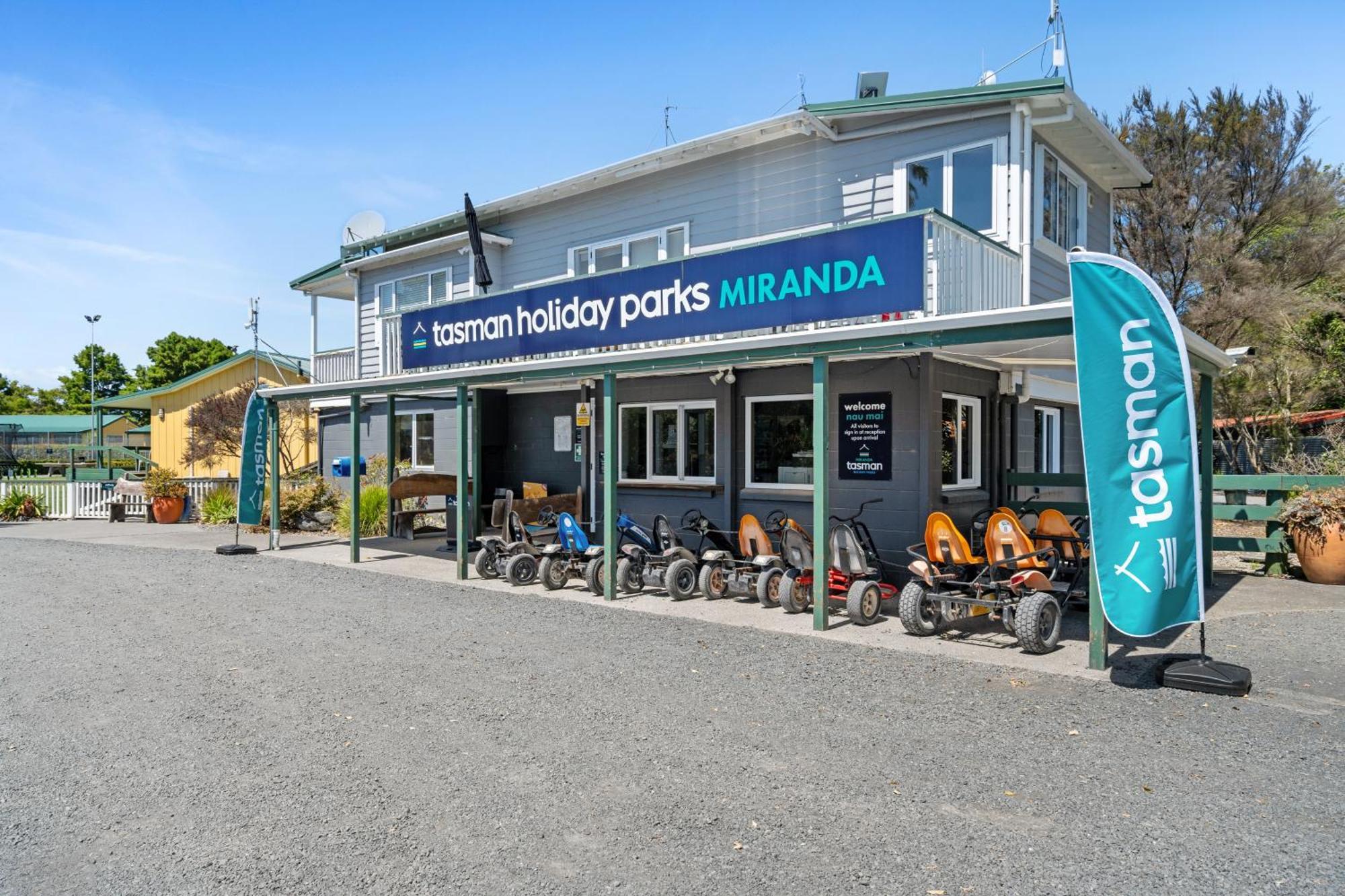 Tasman Holiday Parks - Miranda Exteriör bild